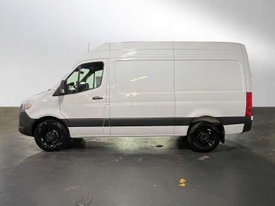 2026 Mercedes-Benz Sprinter 2500 Standard Roof I4 Diesel 144 RWD