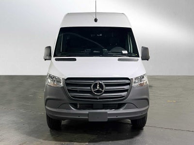 2026 Mercedes-Benz Sprinter 2500 Standard Roof I4 Diesel 144 RWD