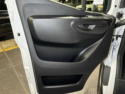 2025 Mercedes-Benz Sprinter Cargo Van 2500 Standard Roof I4 Diesel 144" RWD