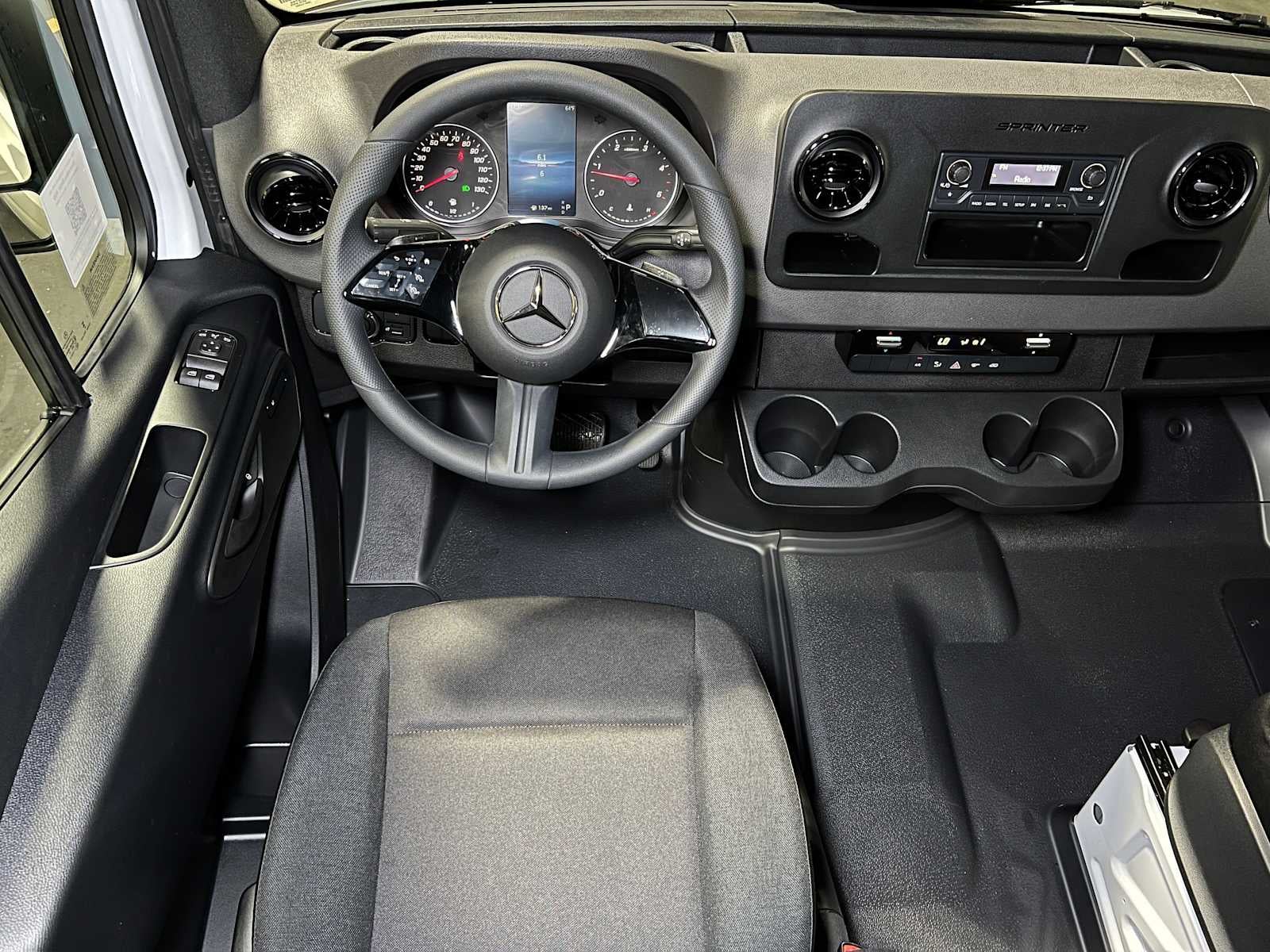 2025 Mercedes-Benz Sprinter Cargo Van 2500 Standard Roof I4 Diesel 144" RWD