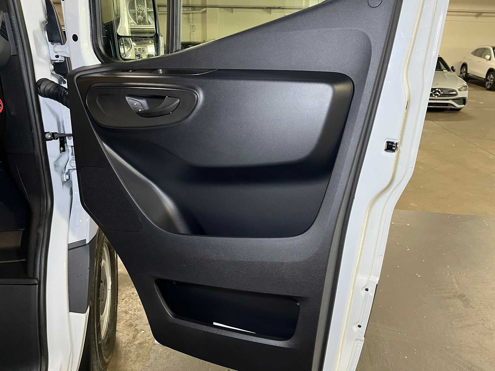 2025 Mercedes-Benz Sprinter Cargo Van 2500 Standard Roof I4 Diesel 144 RWD