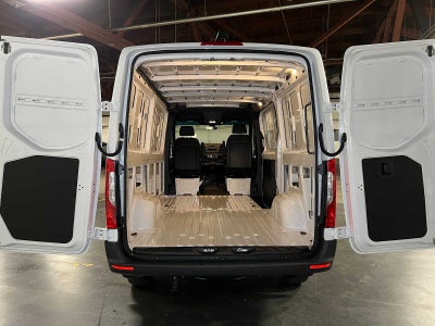 2025 Mercedes-Benz Sprinter Cargo Van 2500 Standard Roof I4 Diesel 144 RWD