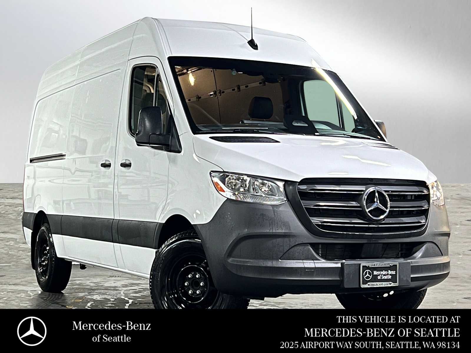 2025 Mercedes-Benz Sprinter Cargo Van 2500 Standard Roof I4 Diesel 144 RWD