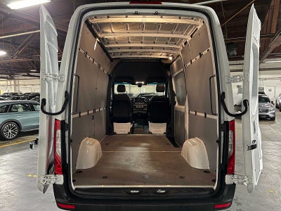 2025 Mercedes-Benz Sprinter Cargo Van 2500 Standard Roof I4 Diesel 144 RWD