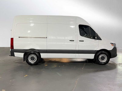 2025 Mercedes-Benz Sprinter Cargo Van 2500 Standard Roof I4 Diesel 144 RWD