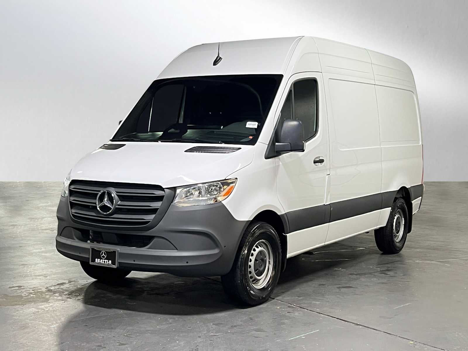 2025 Mercedes-Benz Sprinter Cargo Van 2500 Standard Roof I4 Diesel 144 RWD