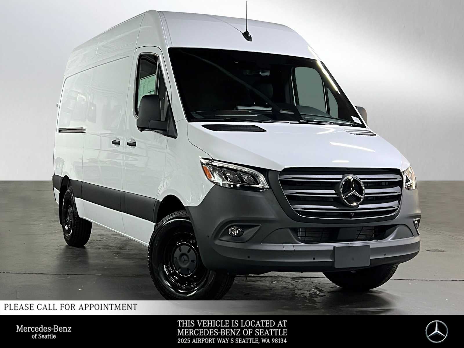 2026 Mercedes-Benz Sprinter 2500 Standard Roof I4 Diesel 144 RWD