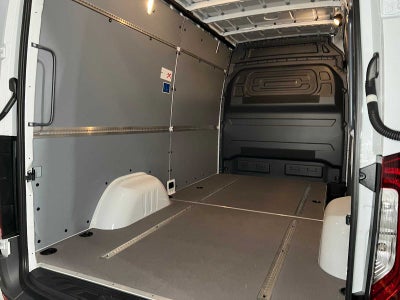 2026 Mercedes-Benz Sprinter 2500 Standard Roof I4 Diesel 144 RWD