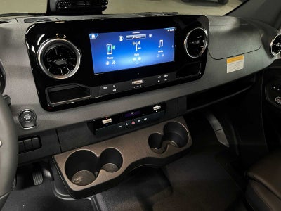 2026 Mercedes-Benz Sprinter 2500 Standard Roof I4 Diesel 144 RWD