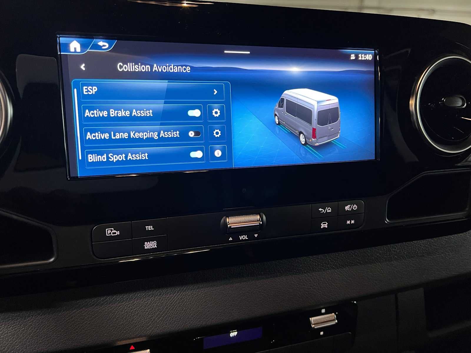 2026 Mercedes-Benz Sprinter 2500 Standard Roof I4 Diesel 144 RWD