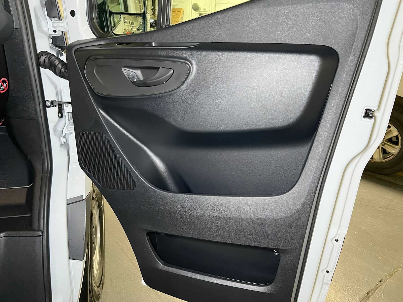 2025 Mercedes-Benz Sprinter Cargo Van 2500 High Roof I4 Diesel 170 RWD
