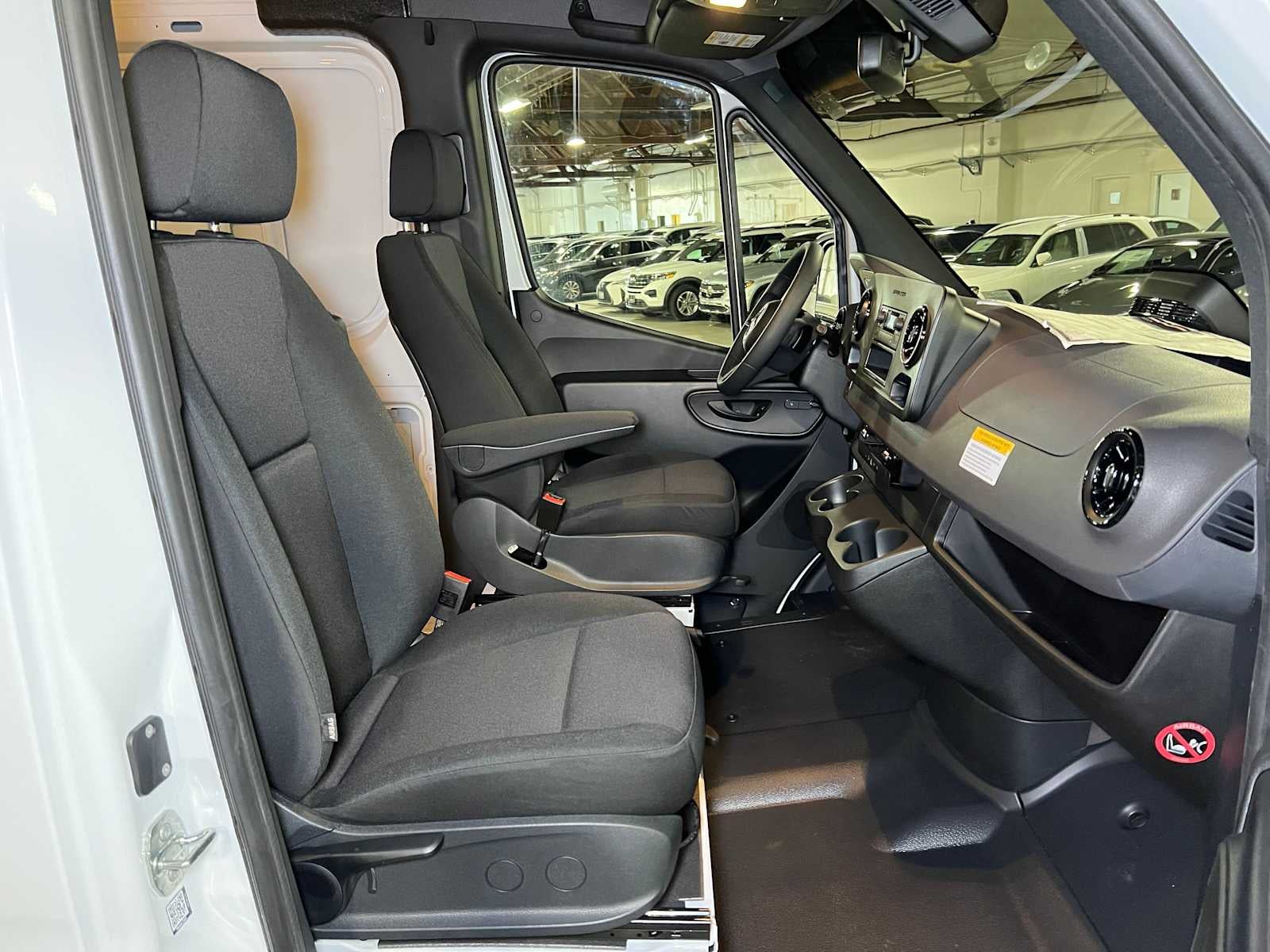 2025 Mercedes-Benz Sprinter Cargo Van 2500 High Roof I4 Diesel 170 RWD