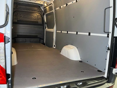 2026 Mercedes-Benz Sprinter Cargo 2500 High Roof I4 Diesel 170 RWD
