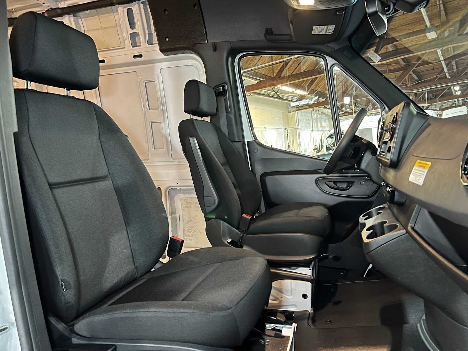 2025 Mercedes-Benz Sprinter Cargo Van 2500 High Roof I4 Diesel 170 RWD