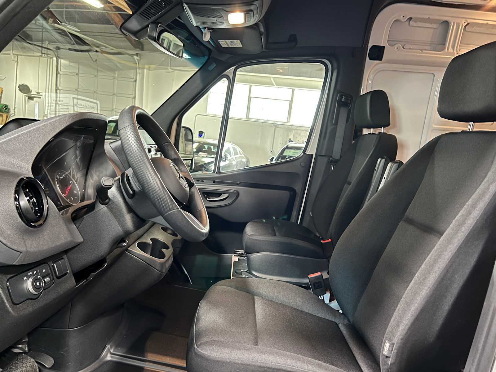 2025 Mercedes-Benz Sprinter Cargo Van 2500 High Roof I4 Diesel 170 RWD