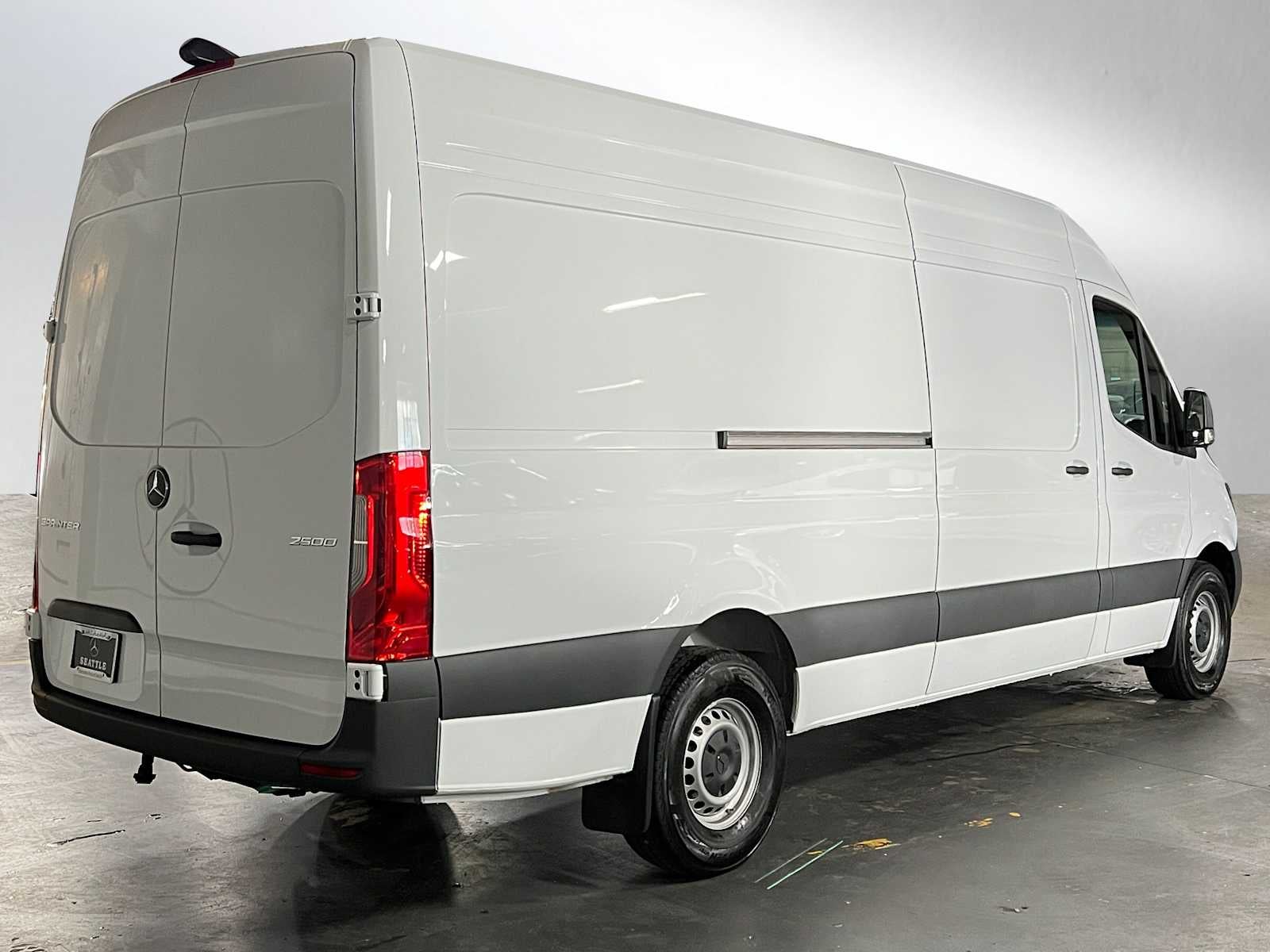 2025 Mercedes-Benz Sprinter Cargo Van 2500 High Roof I4 Diesel 170 RWD