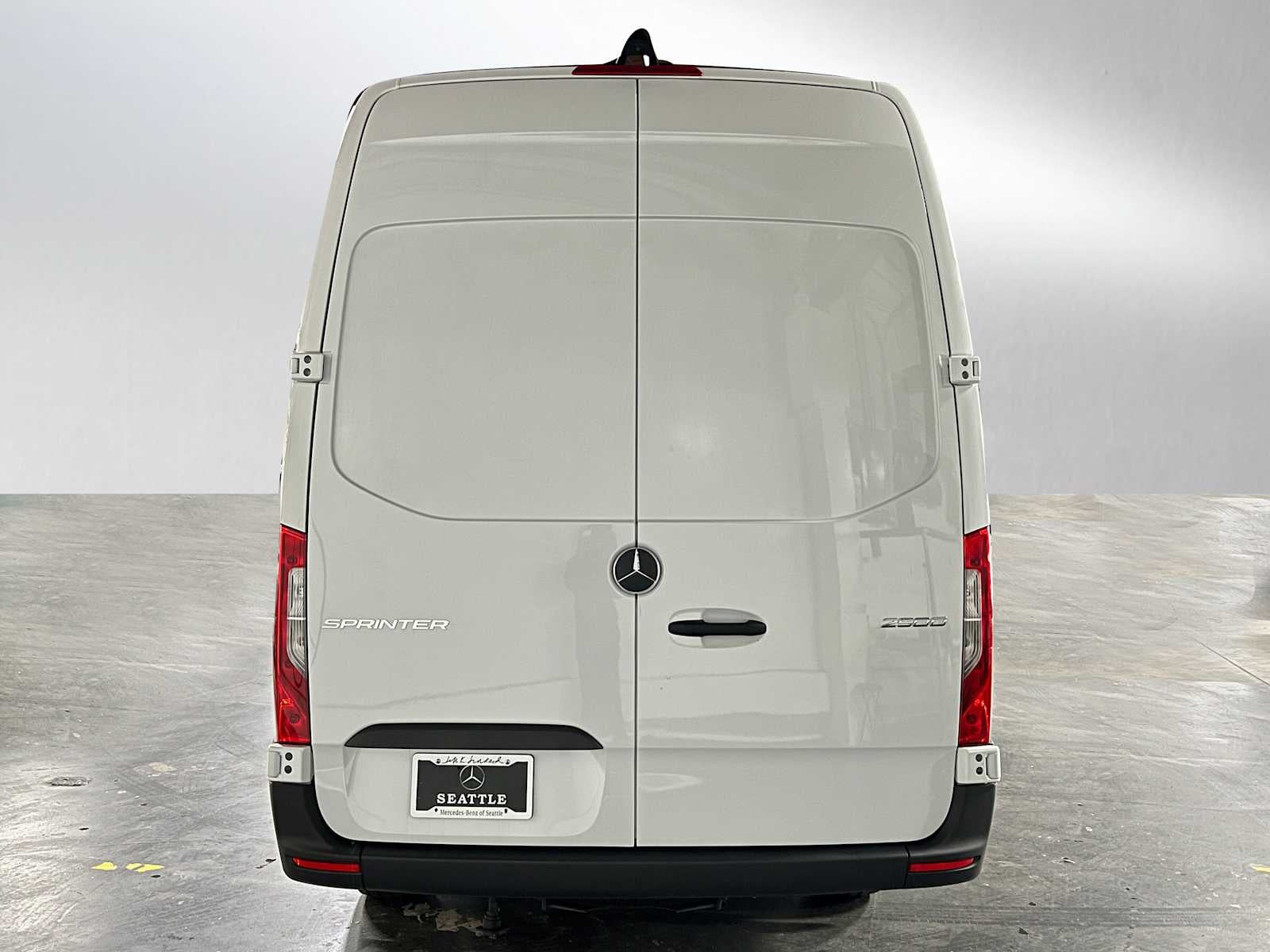 2025 Mercedes-Benz Sprinter Cargo Van 2500 High Roof I4 Diesel 170 RWD