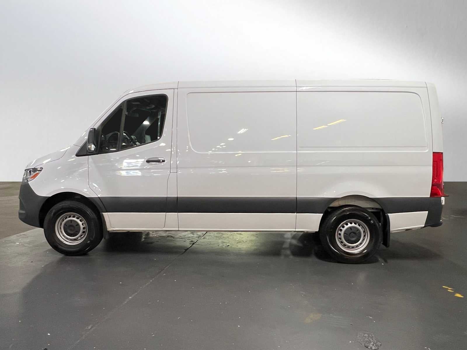 2025 Mercedes-Benz Sprinter Cargo Van 2500 Standard Roof I4 Diesel HO 144 RWD