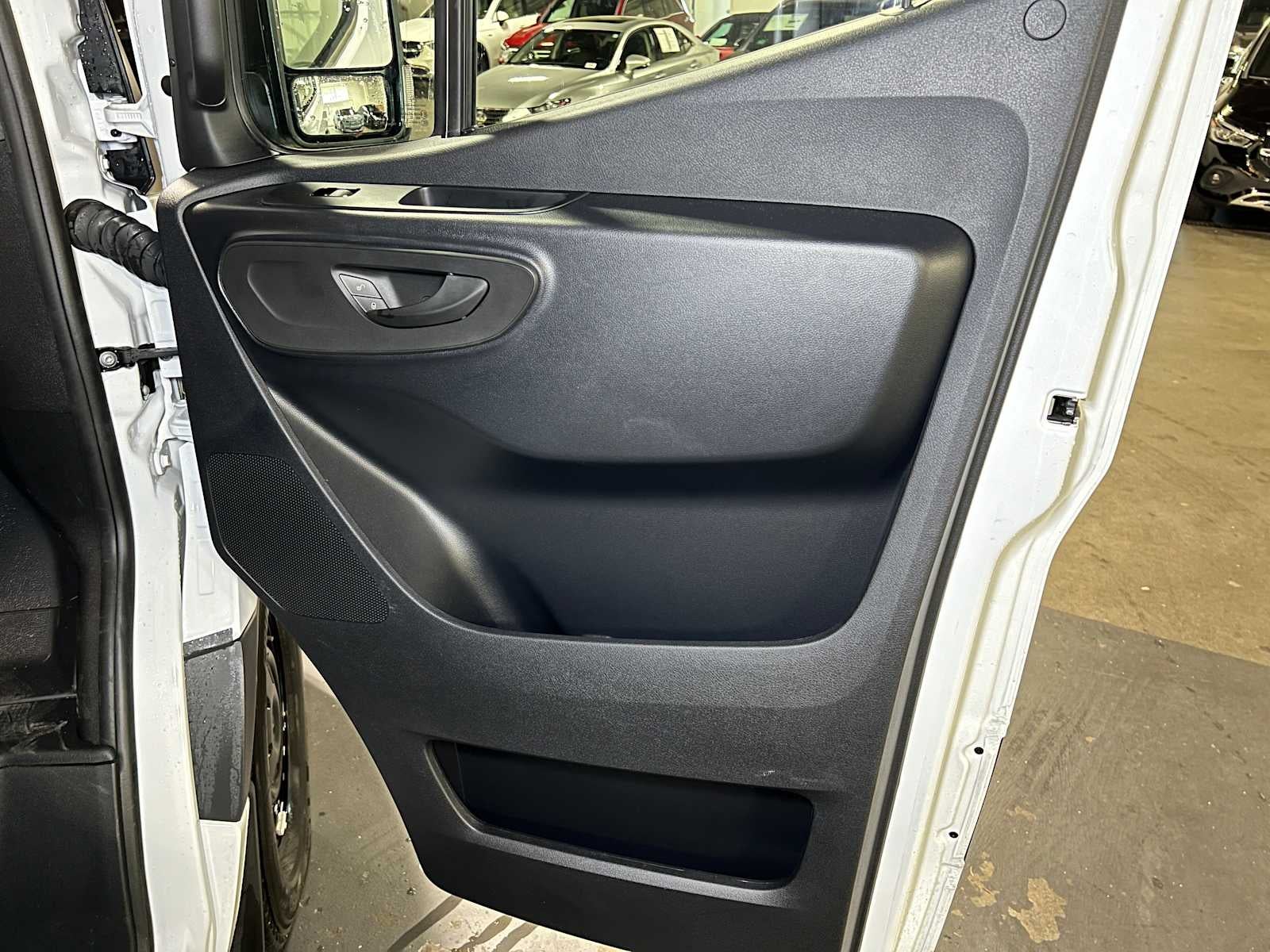 2025 Mercedes-Benz Sprinter Cargo Van 2500 Standard Roof I4 Diesel HO 144 RWD