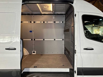2025 Mercedes-Benz Sprinter Cargo Van 2500 Standard Roof I4 Diesel HO 144 RWD
