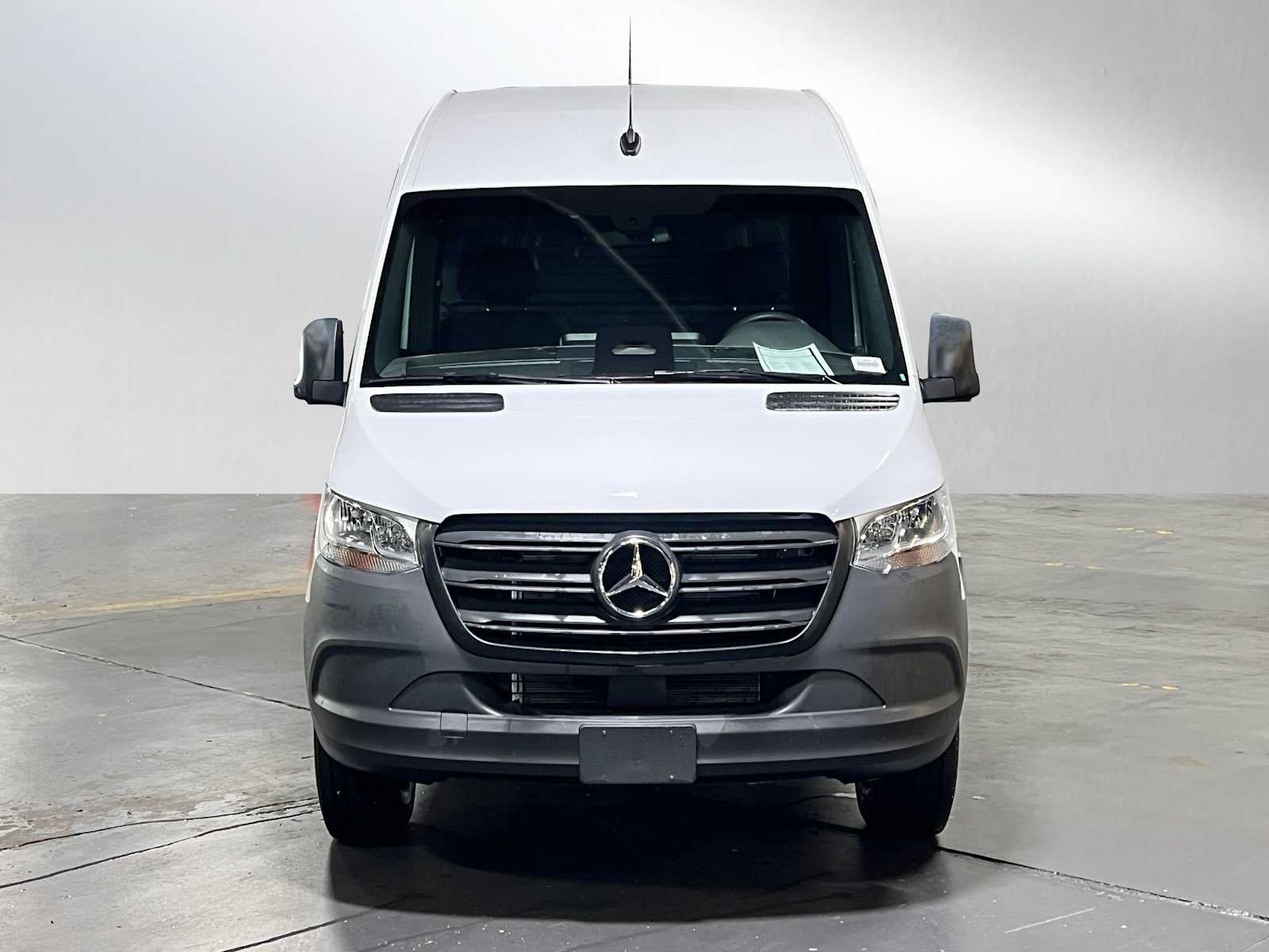 2025 Mercedes-Benz Sprinter Cargo Van 2500 Standard Roof I4 Diesel HO 144 RWD