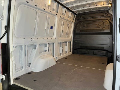 2026 Mercedes-Benz Sprinter 2500 Standard Roof I4 Diesel HO 144 RWD
