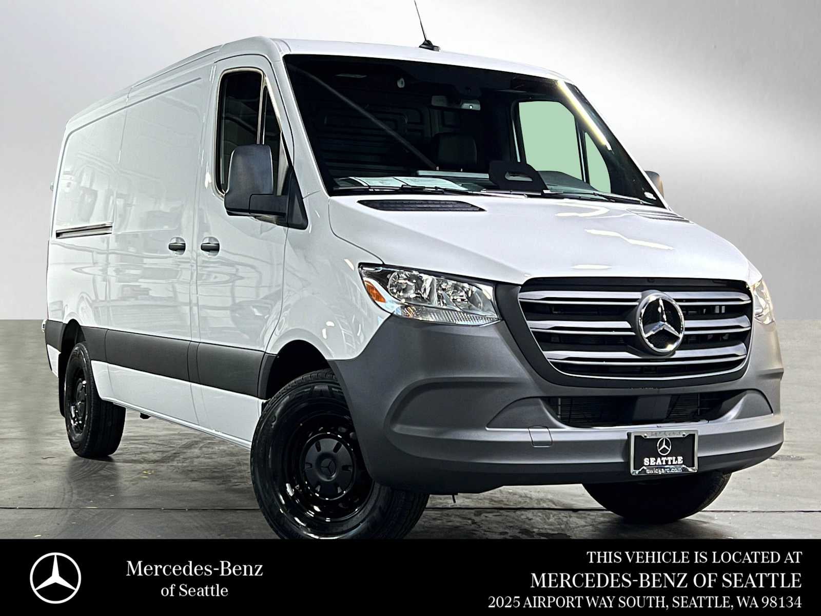 2025 Mercedes-Benz Sprinter Cargo Van 2500 Standard Roof I4 Diesel HO 144 RWD