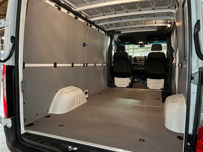 2025 Mercedes-Benz Sprinter Cargo Van 2500 Standard Roof I4 Diesel HO 144 RWD