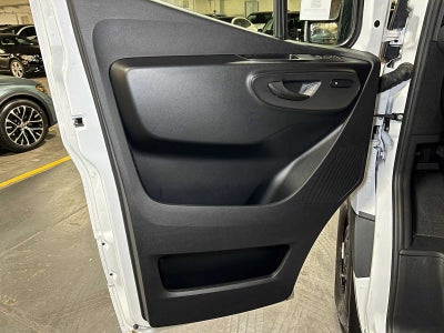 2025 Mercedes-Benz Sprinter 2500 Standard Roof I4 Diesel HO 144" RWD