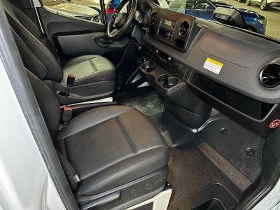 2025 Mercedes-Benz Sprinter Cargo Van 2500 Standard Roof I4 Diesel HO 144 RWD