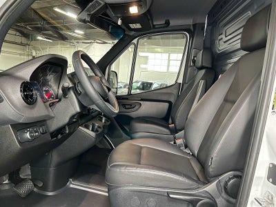 2025 Mercedes-Benz Sprinter Cargo Van 2500 Standard Roof I4 Diesel HO 144 RWD