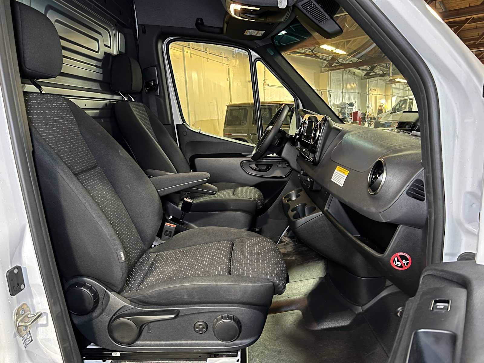 2025 Mercedes-Benz Sprinter Cargo Van 2500 Standard Roof I4 Diesel HO 144 RWD