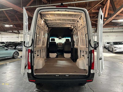 2025 Mercedes-Benz Sprinter Cargo Van 2500 Standard Roof I4 Diesel HO 144" RWD