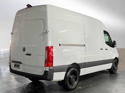 2025 Mercedes-Benz Sprinter Cargo Van 2500 Standard Roof I4 Diesel HO 144" RWD