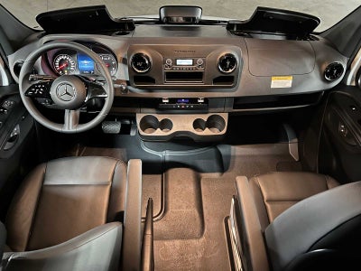 2025 Mercedes-Benz Sprinter Cargo Van 2500 Standard Roof I4 Diesel HO 144" RWD