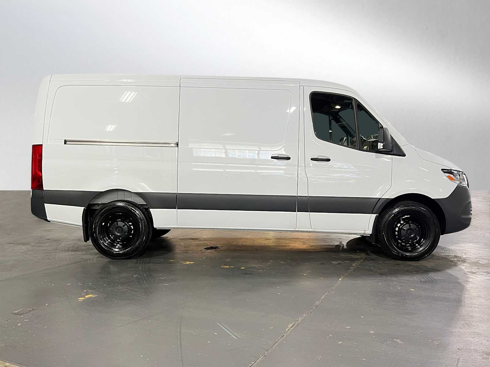 2025 Mercedes-Benz Sprinter Cargo Van 2500 Standard Roof I4 Diesel HO 144 RWD