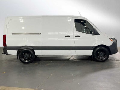 2025 Mercedes-Benz Sprinter Cargo Van 2500 Standard Roof I4 Diesel HO 144" RWD