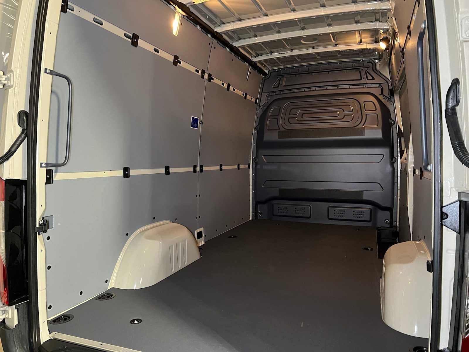 2025 Mercedes-Benz Sprinter Cargo Van 2500 Standard Roof I4 Diesel HO 144 AWD
