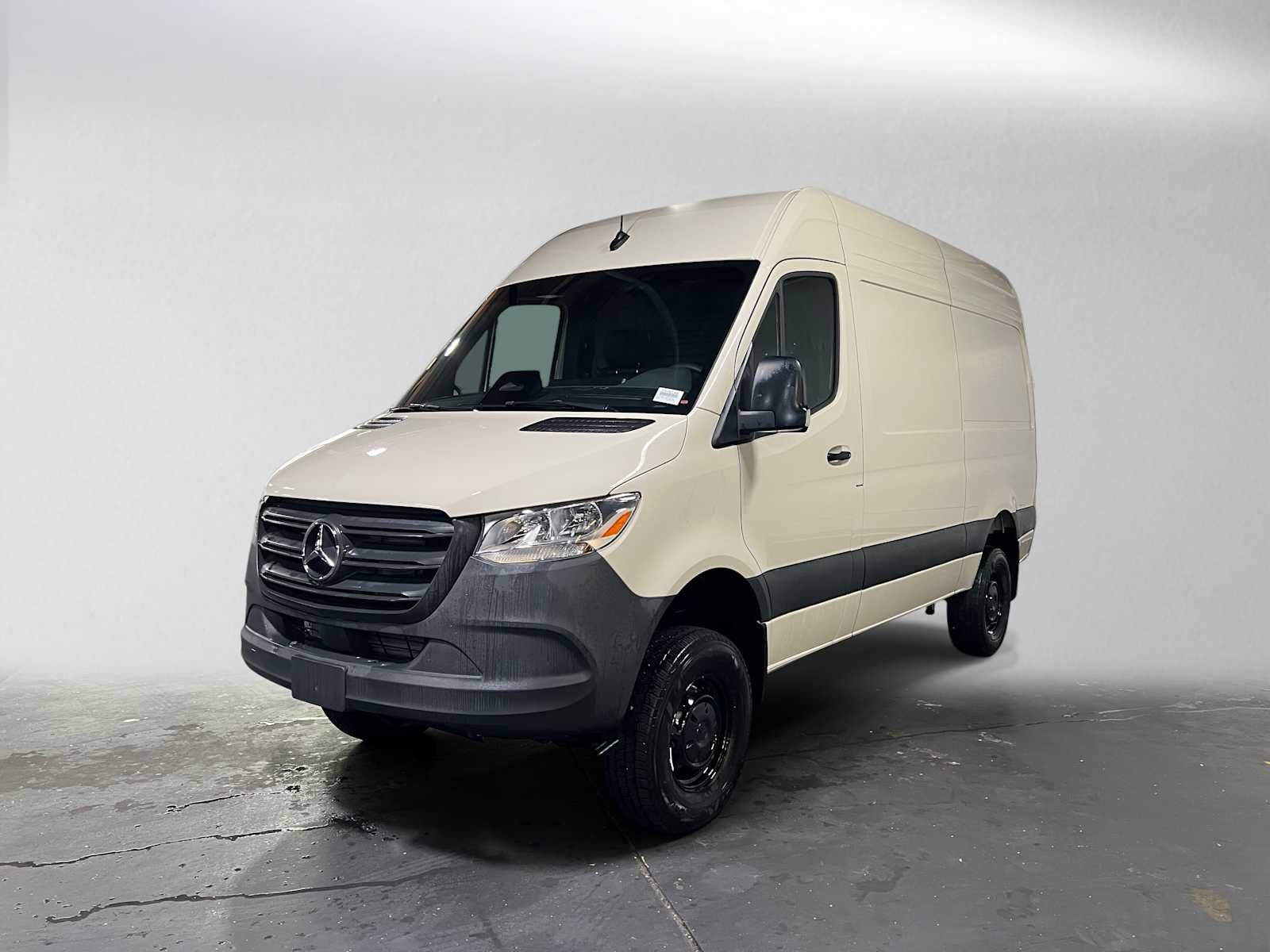 2025 Mercedes-Benz Sprinter Cargo Van 2500 Standard Roof I4 Diesel HO 144 AWD