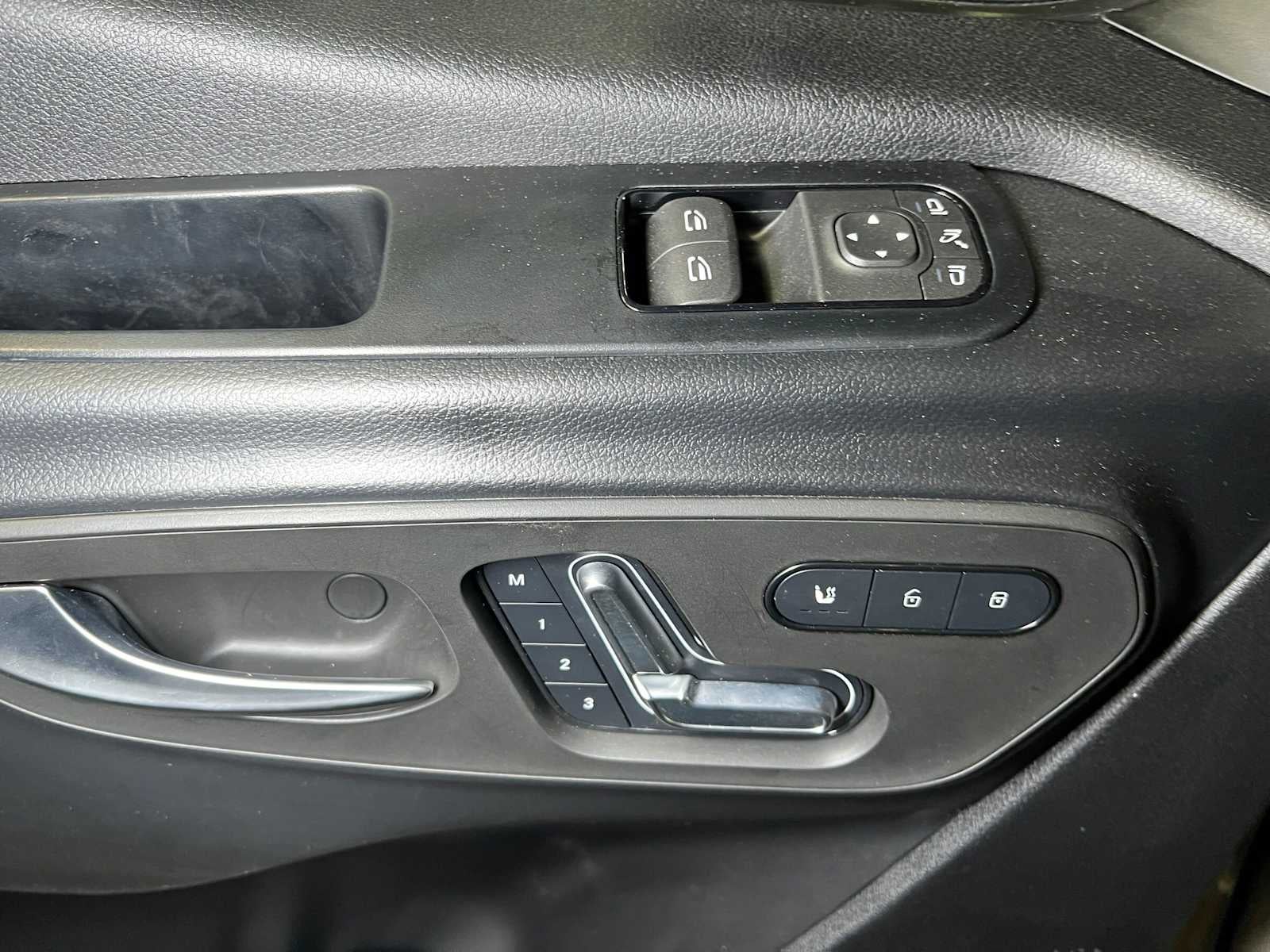 2026 Mercedes-Benz Sprinter 2500 Standard Roof I4 Diesel HO 144 AWD