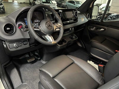 2026 Mercedes-Benz Sprinter 2500 Standard Roof I4 Diesel HO 144 AWD