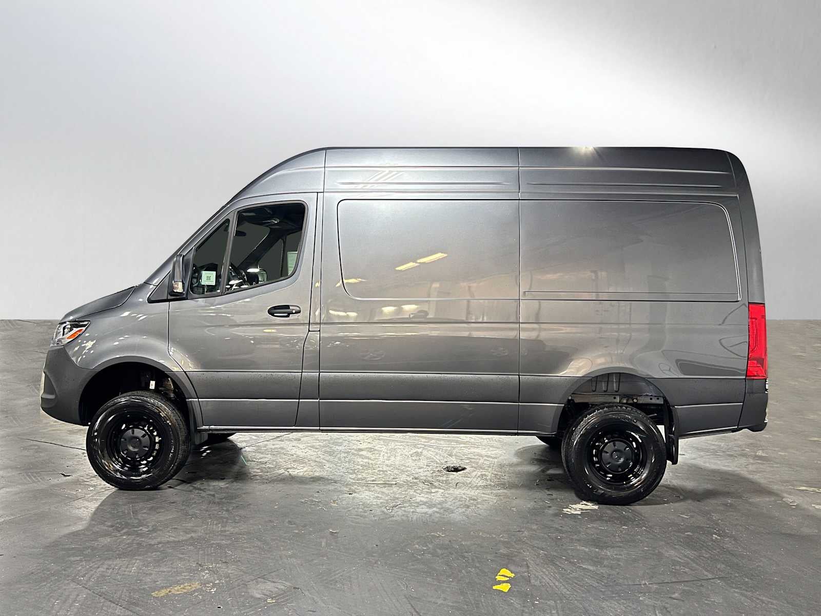 2025 Mercedes-Benz Sprinter Cargo Van 2500 Standard Roof I4 Diesel HO 144 AWD