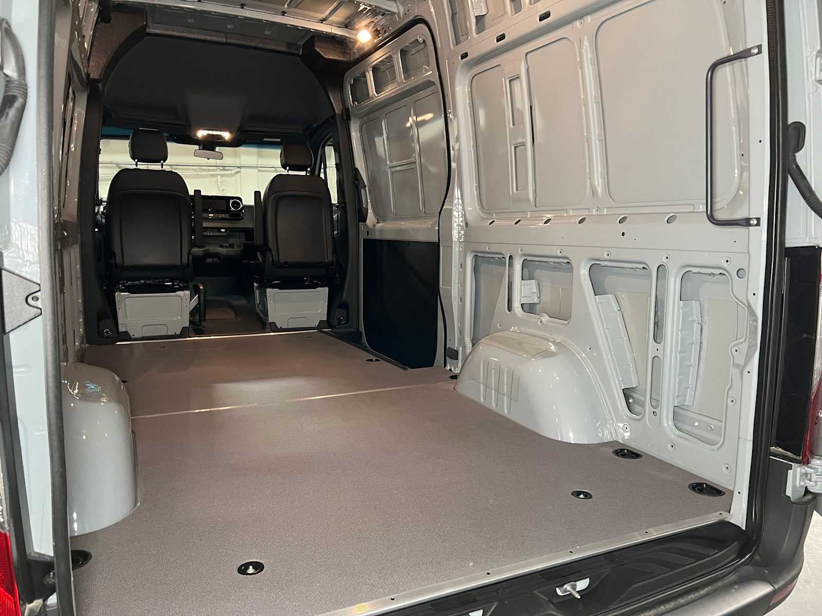 2025 Mercedes-Benz Sprinter Cargo Van 2500 Standard Roof I4 Diesel HO 144 AWD
