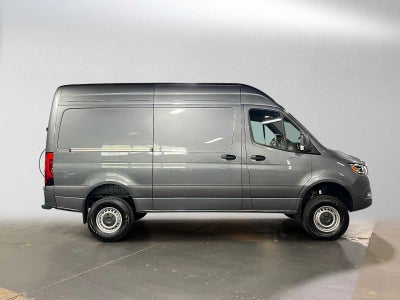 2026 Mercedes-Benz Sprinter 2500 Standard Roof I4 Diesel HO 144 AWD