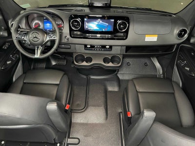 2026 Mercedes-Benz Sprinter 2500 Standard Roof I4 Diesel HO 144 AWD