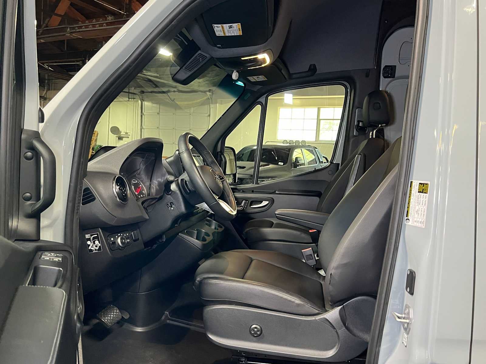 2026 Mercedes-Benz Sprinter 2500 Standard Roof I4 Diesel HO 144 AWD
