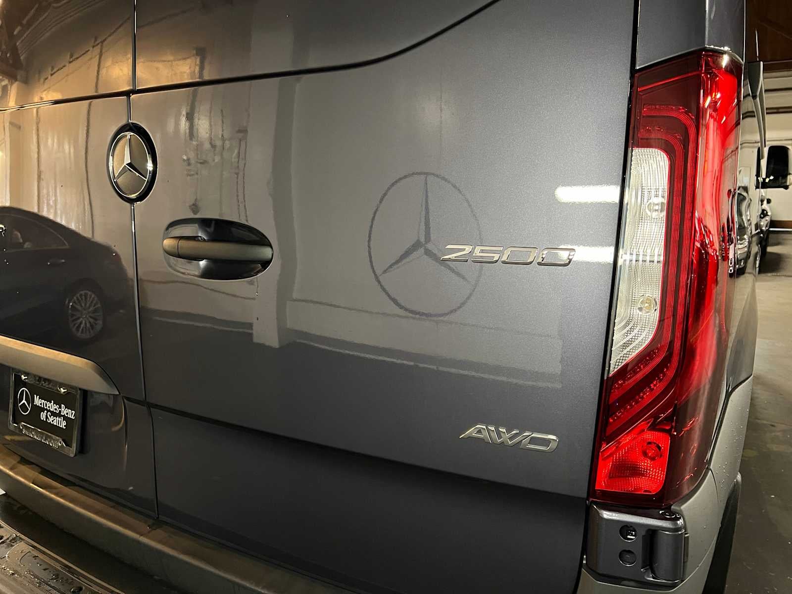 2026 Mercedes-Benz Sprinter 2500 Standard Roof I4 Diesel HO 144 AWD