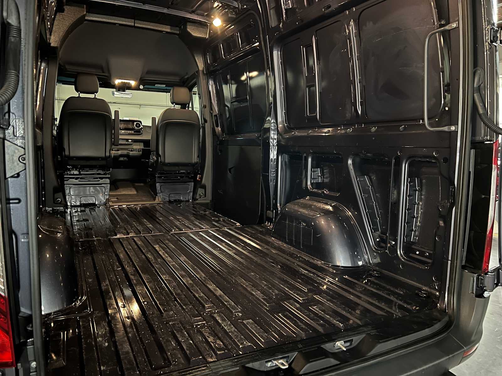 2026 Mercedes-Benz Sprinter 2500 Standard Roof I4 Diesel HO 144 AWD