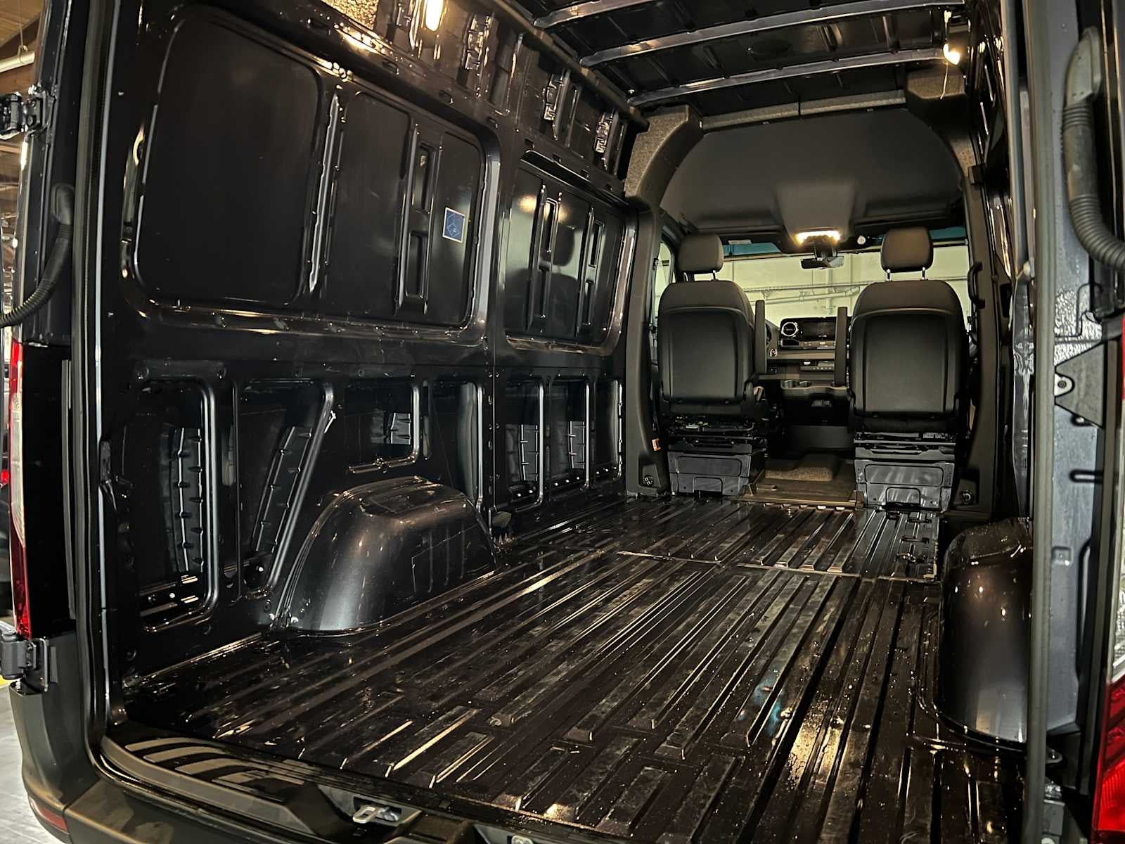 2026 Mercedes-Benz Sprinter 2500 Standard Roof I4 Diesel HO 144 AWD