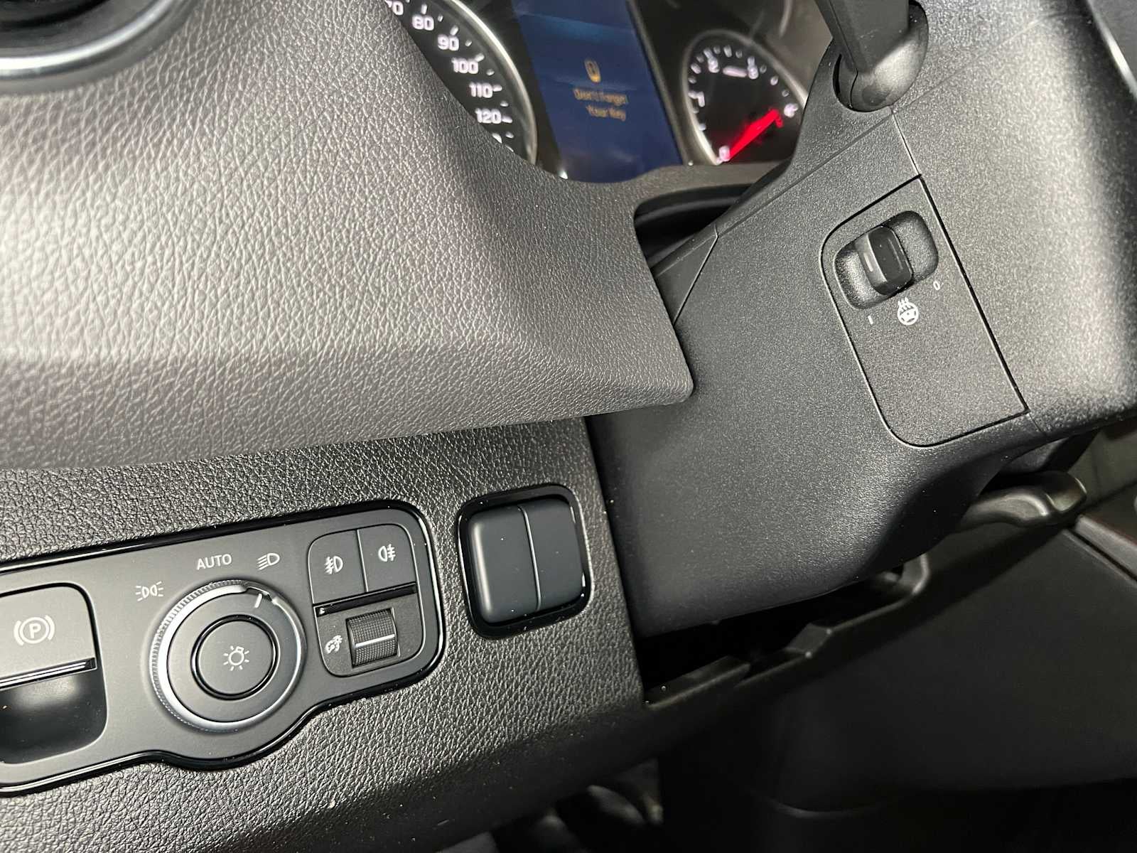 2026 Mercedes-Benz Sprinter 2500 Standard Roof I4 Diesel HO 144 AWD